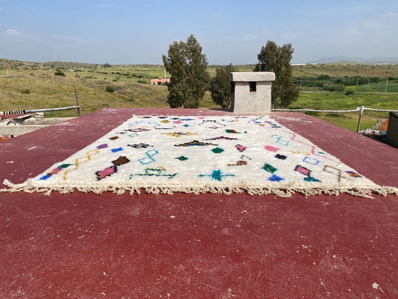 Image 1 of Authentiek Beni Ouarain tapijt 300x200 cm – Handgemaakt Marokkaans wollen tapijt – Minimalistisch Berbers tribaal ontwerp