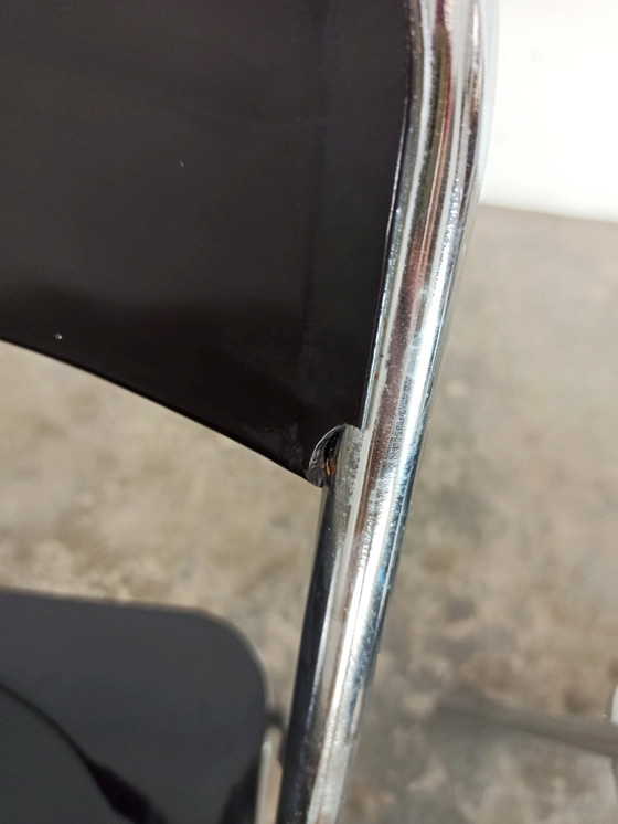 Image 1 of 5 vintage chromen en zwarte klapstoelen