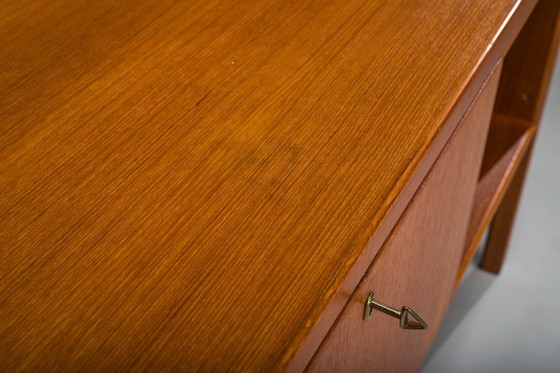 Image 1 of Escritorio ejecutivo de mediados de siglo Modelo 77 de Omann Jun Møbelfabrik, años 60