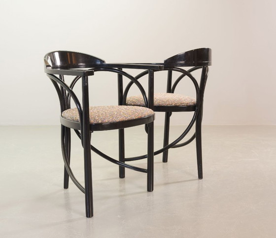 Juego de 4 sillas de comedor triangulares Thonet de diseño de mediados de siglo (modelo 87) lacadas en (photo 10 of 24)