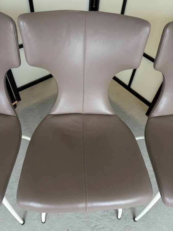 Image 1 of 4 Leolux Callas eetkamerstoelen 