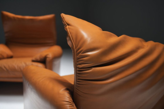 Image 1 of Stunning cognac leather Maralunga lounge chairs by Vico Magistretti for Cassina