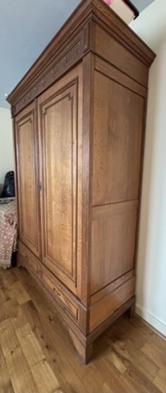 Image 1 of Kledingkast, vol eikenhout. 