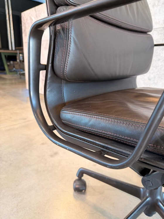 Vitra 217 Softpad Leer – Draaistoelen (photo 12 of 20)