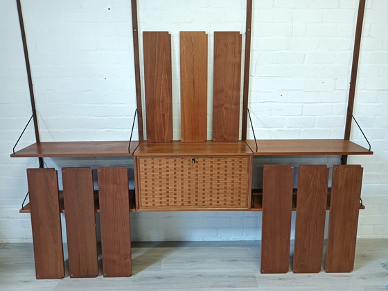 Image 1 of Poul cadovius voor CADO, wandsysteem 