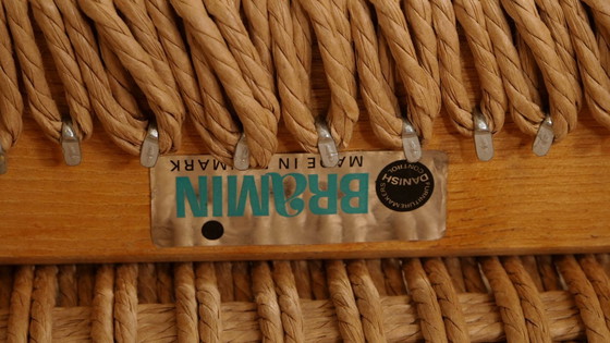 Image 1 of 4 chaises de salle à manger | Bramin | H.W. Klein | Chêne savonné | Restaurées