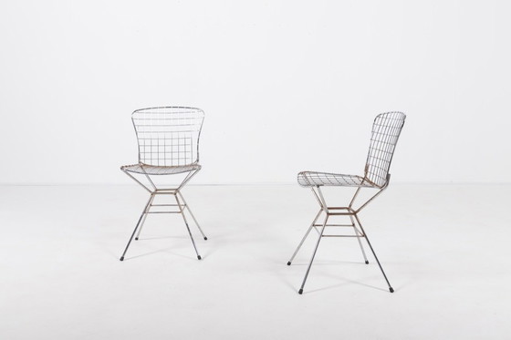 Image 1 of Coppia di sedie vintage di design italiano in filo d'acciaio degli anni '70.