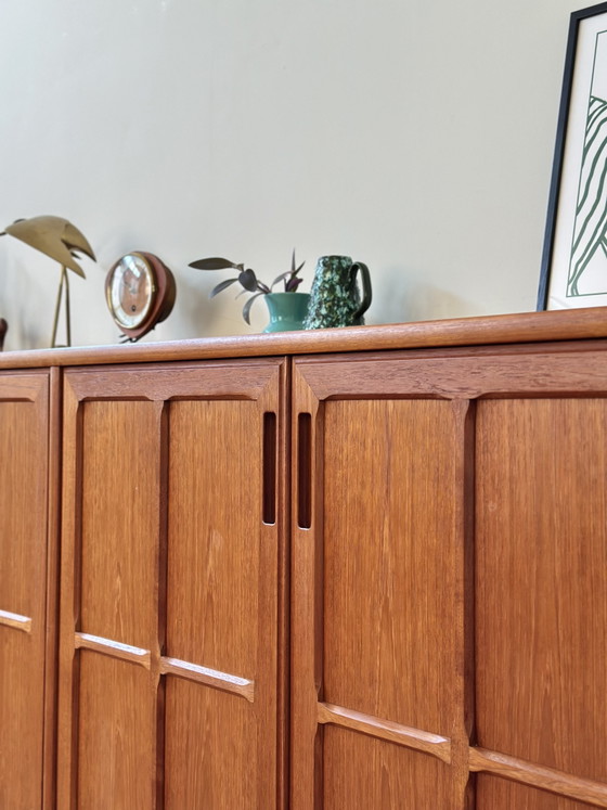 Image 1 of Buffet XXL vintage en teck, design danois, années 50/60/70