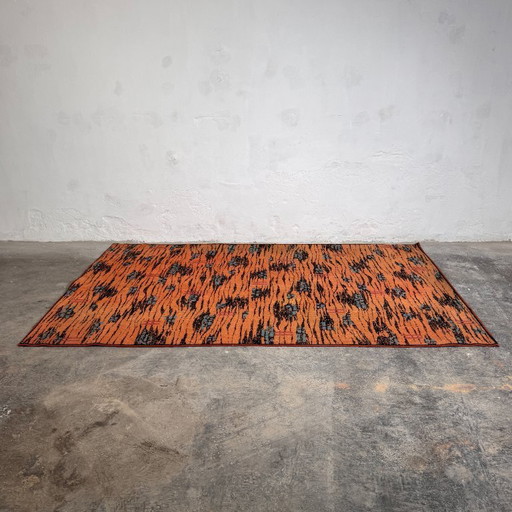 Tapis rétro rouge hongrois, années 1960 – Design vintage