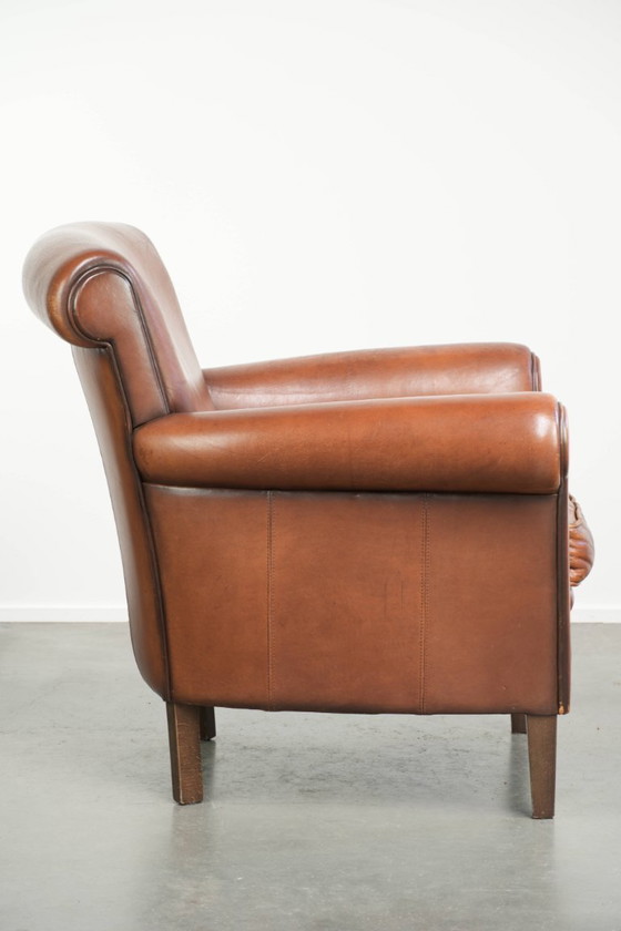Comfortabele schapenleren armchair met mooie kleuren en een strakke afwerking – Fauteuils, Leather (photo 3 of 13)