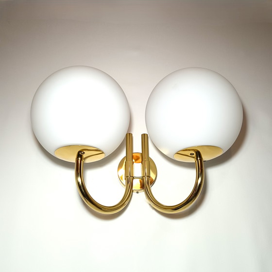 Image 1 of Aplique extragrande, 1 de 12, Art Déco, Moderno de mediados de siglo, Latón, Vidrio opalino, Glashütte Limburg, Muy raro