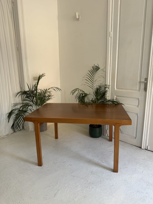 Midcentury, by Jos De Mey for Van Den Berghe Pauvers, 1960s – eettafels, Wood
