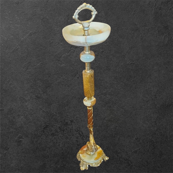 Image 1 of Posacenere in marmo onice