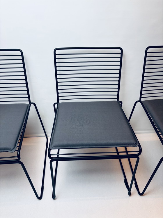 Image 1 of Sedie da pranzo HAY Hee – Set di 10 + 10 cuscini – Nere – Ottime condizioni