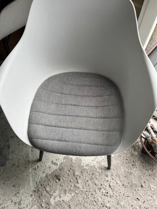 Kuipstoelen wit – Plastic (photo 2 of 5)