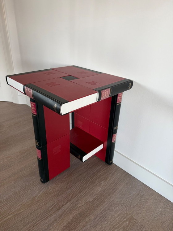 Image 1 of Bijzettafel van encyclopedie 