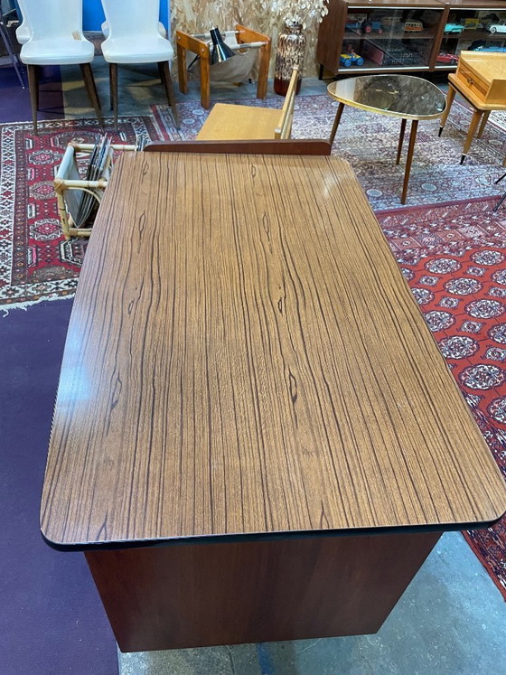 Image 1 of Bureau vintage années 1960