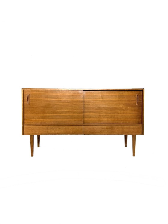 Image 1 of Vintage notenhouten TV-kast/LP-kast ‘60