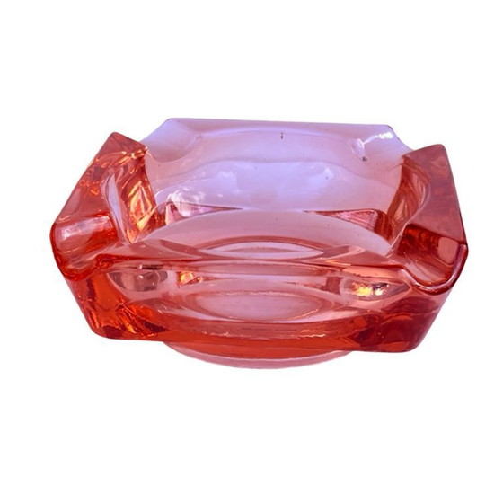 Image 1 of Posacenere in vetro rosso/salmone HSG Ząbkowice, Polonia 1970