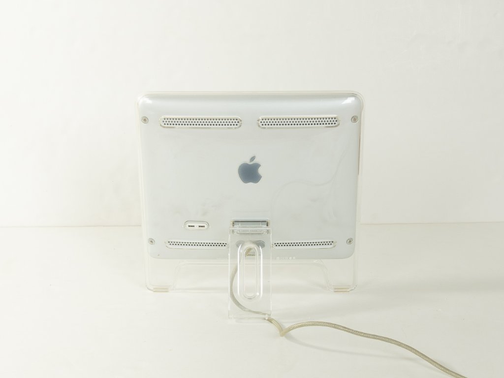 Power Mac G4 Cube & 17