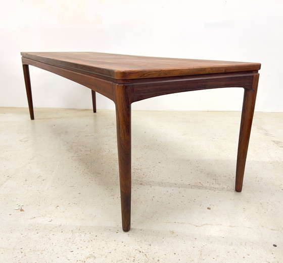 Image 1 of Dänischer langer Couchtisch aus Palisanderholz.