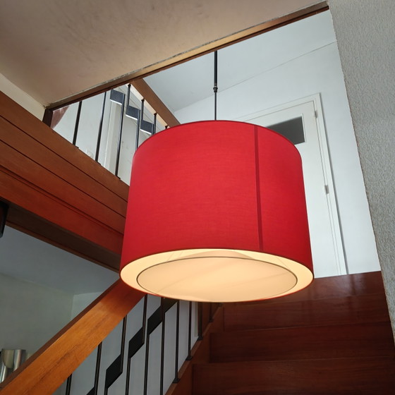 Image 1 of Grote Stéphane Davidts hanglamp Ø60 cm – rode stoffen kap
