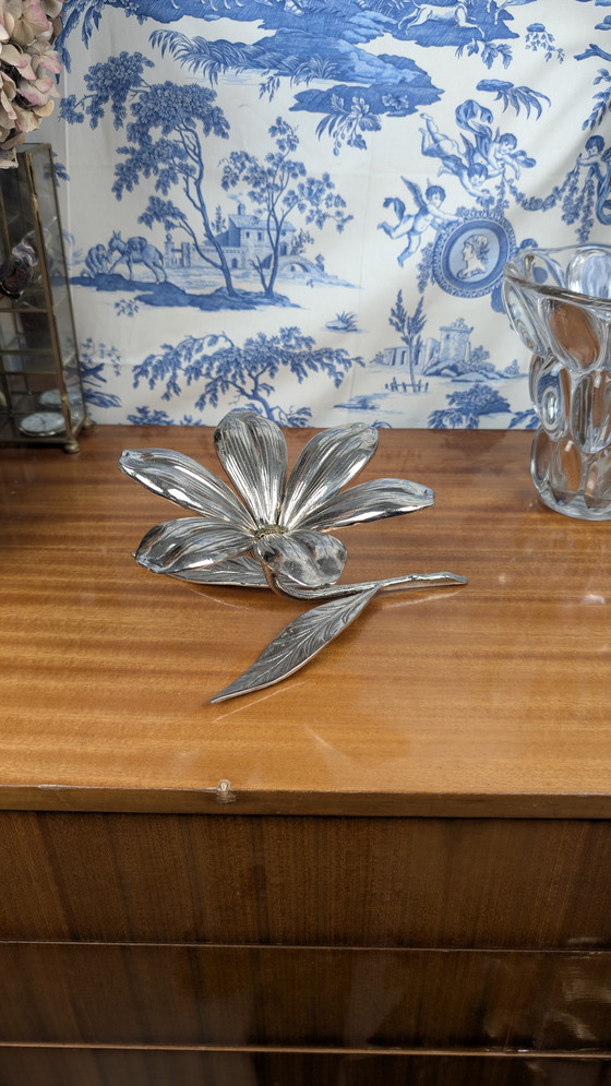 Image 1 of Vintage 1970s Hollywood Regency style silver-plated flower ashtray
