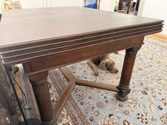 Image 1 of 6x Stühle Nicht Renoviert und 1 Großer Ausziehtisch Renoviert