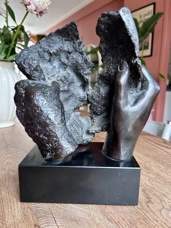 Image 1 of Betty Wachsstock – Sculpture originale en bronze | Héritage familial