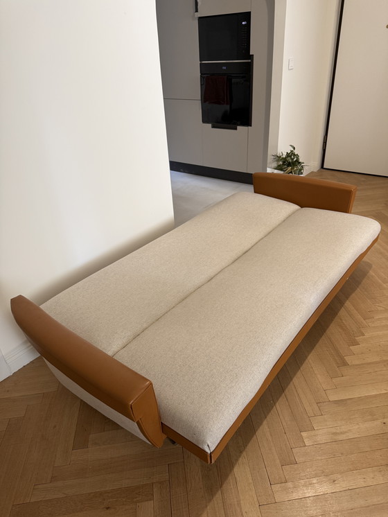 Image 1 of Divano letto di design