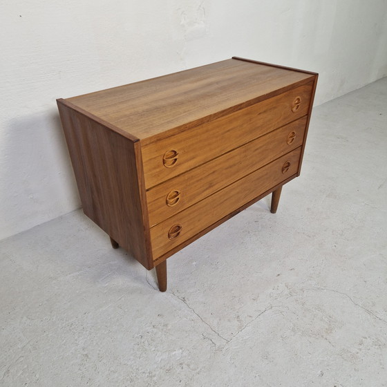 Image 1 of Commode design danois tendance à 3 tiroirs