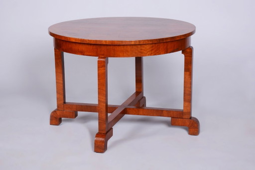 Restaurierter Art-Déco-Tisch von Halabala, UP Závody, Walnuss, Lack, Tschechisch, 1920er Jahre – tafels, Wood
