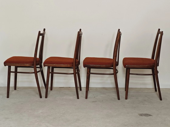 Juego de 4 sillas de comedor TON Bystrice Antonin Suman tela naranja – Thonet, Wood, Mid Century Modern (photo 14 of 16)