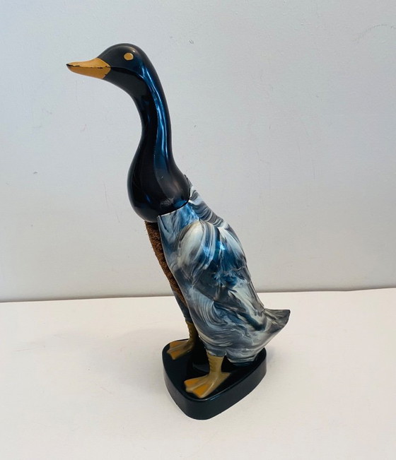 Image 1 of 2 Vintage Engelse borstels, als eend