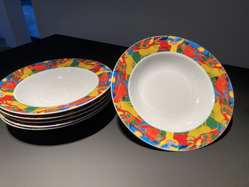 Set of six deep plates, Corneille