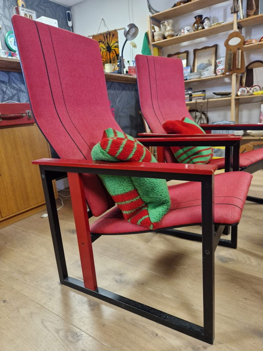 2 Simo Heikilla Artzan lounge chairs voor Pentrik