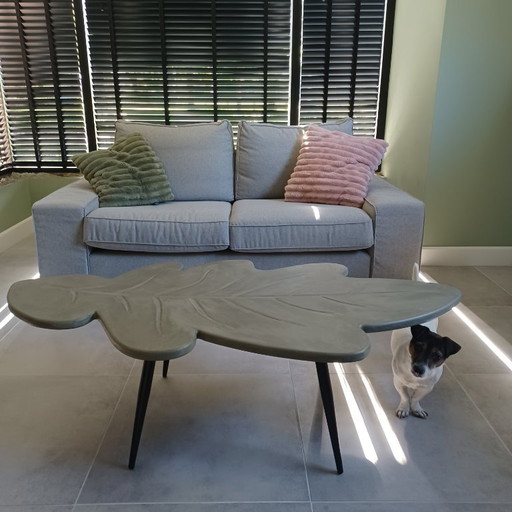 Leaf coffee table