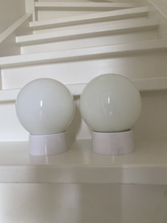 Set of 2 Wintop Vintage Globe Lamps – 60s/70s - Space Age – Ceiling lights, Plastic, Glass (photo 8 of 8)