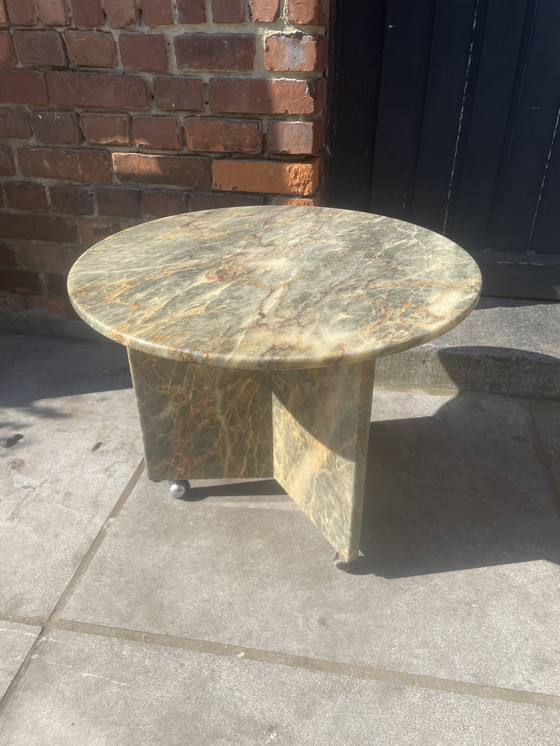 Image 1 of Set van 2 Marmer / Natuursteen Bijzettafels op Wielen
