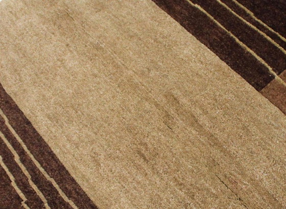 Modern Designer Hand-knotted Wool Rug New & Unused 178 x 113 cm, Rugs & carpets, Brown (photo 6 of 9)