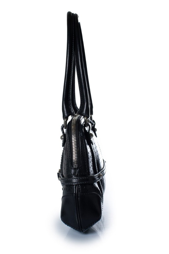 Borsa a mano Gucci in pelle nera traforata con logo GG. – Borse a spalla, Calfskin (photo 5 of 9)