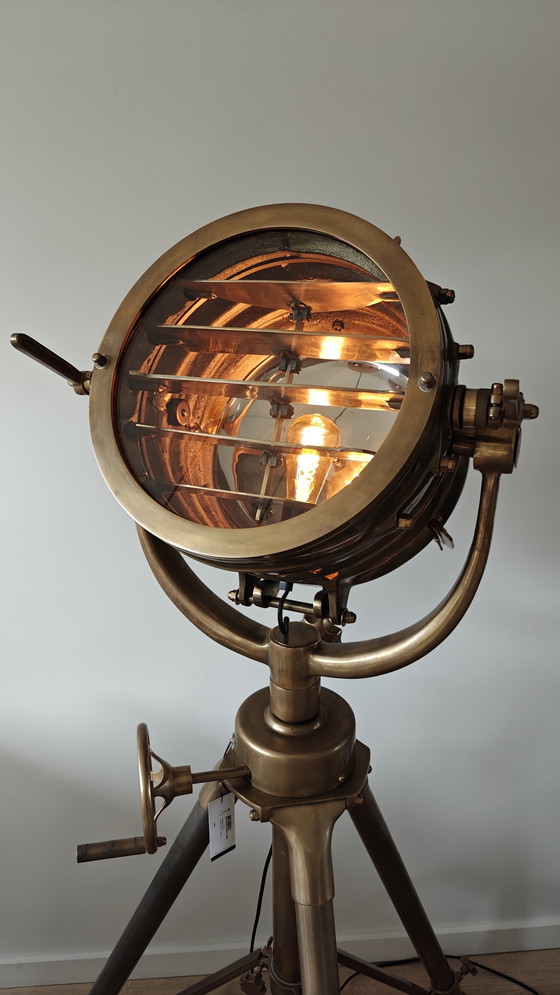 Image 1 of Eichholtz Royal Master Sealight | Luxe Maritieme Vloerlamp in Vintage Messing