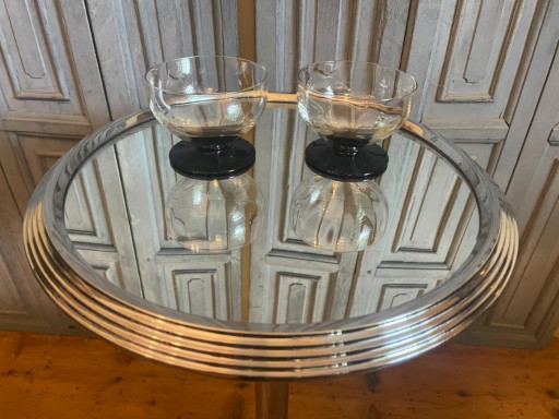 Table d'appoint/petite table française vintage