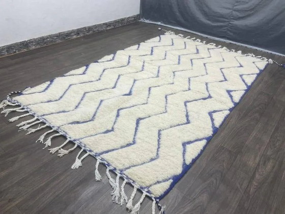 Moroccan Berber rug decorated 250cm x 150cm – Rugs & carpets, Wool (photo 4 of 8)