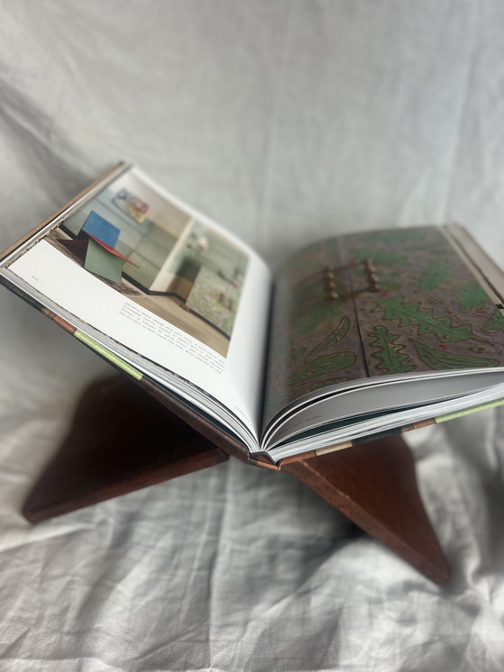 Image 1 of Opklapbaar lees standaard koffietafel boekenstandaard boekensteun brutalistisch koranstandaard