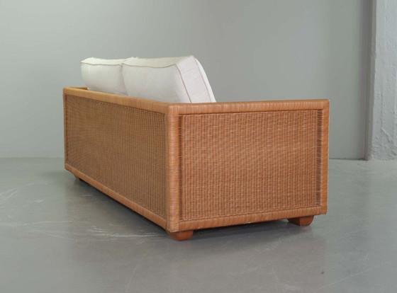 Image 1 of Luxurious Mid-Century Italian Design Gasparuzzii Reed White Lounge Greenhouse Sofa. Italy, 1980s