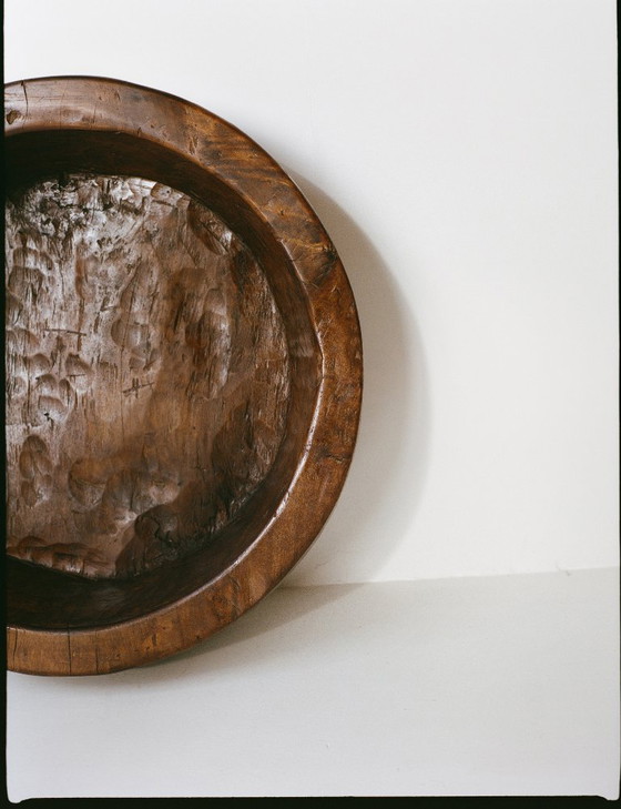 Image 1 of Sehr große, handgefertigte afrikanische Monoxyl-Platte/Schale aus Massivholz, ca. 1960