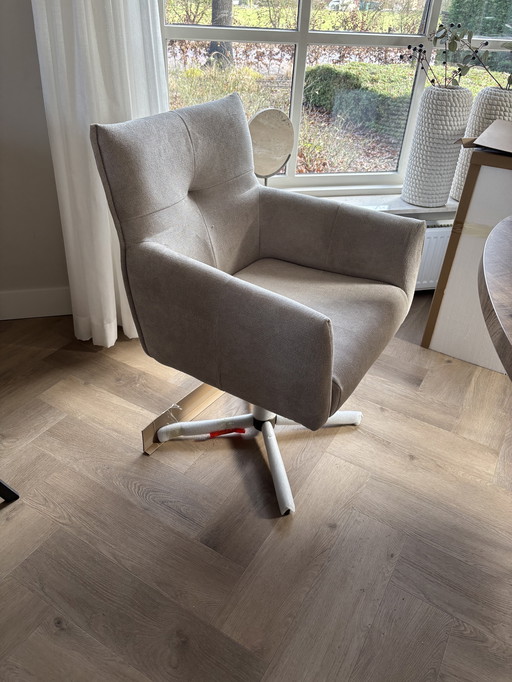 Moods Milano dining table chair 6x be handsome nature 01 Iras 360 anodic