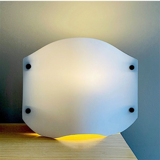 Image 1 of Lámpara de sobremesa italiana modernista de acrílico blanco Vela de Samuel Parker