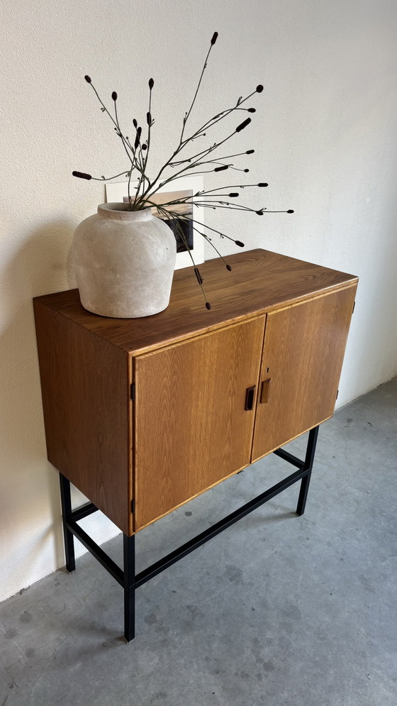 Image 1 of Credenza alta Vintage Deens Eiken